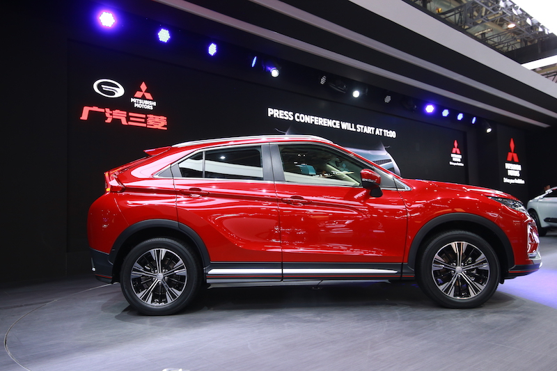 Eclipse Cross-2.jpg