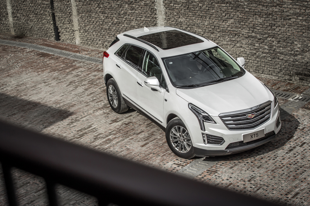 cadillac_xt5_51.jpg