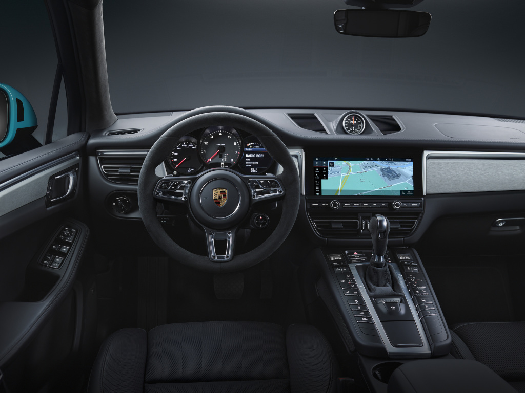 porsche_macan_92.jpg