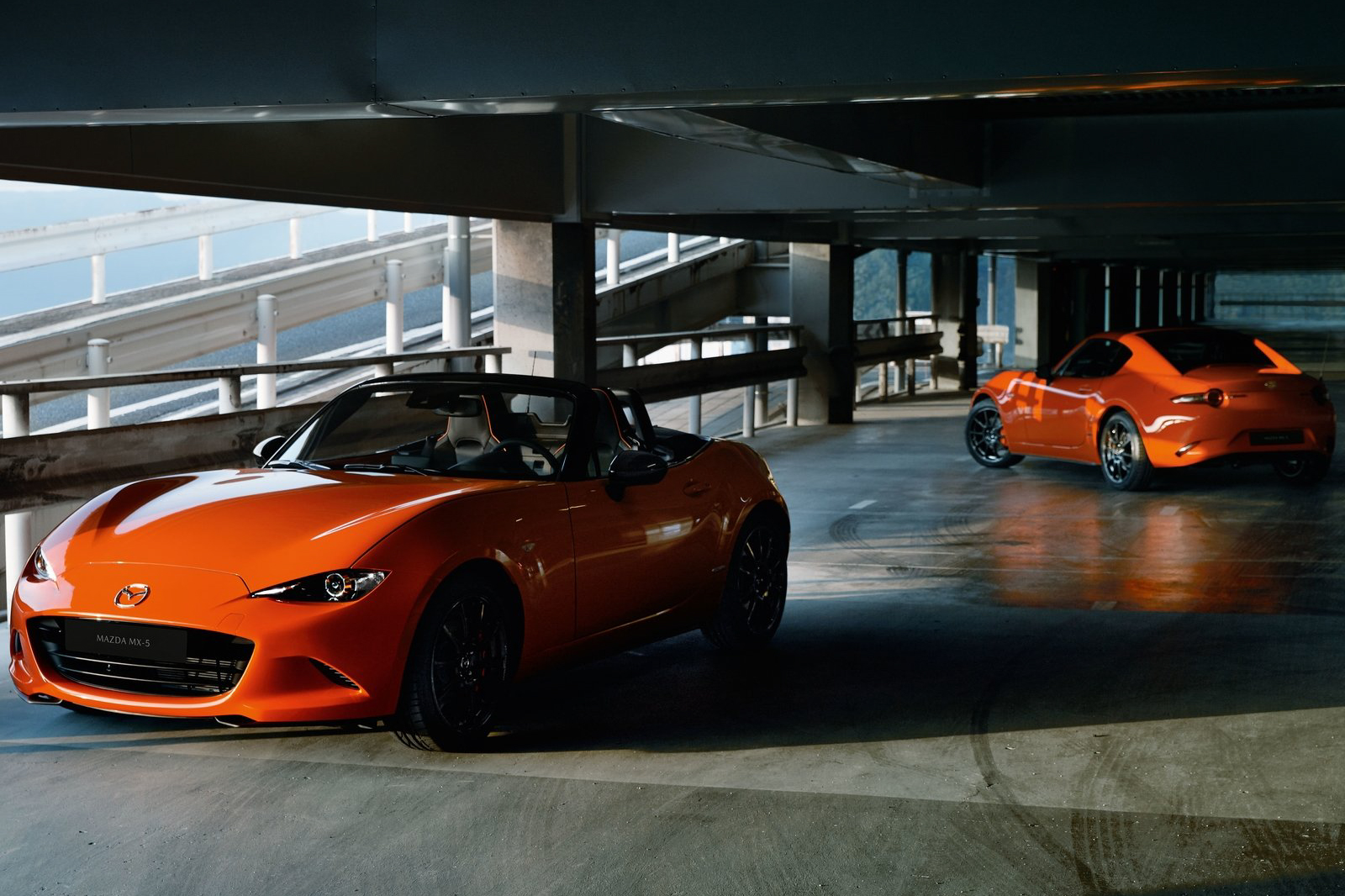 Mazda-MX-5_30th_Anniversary-2019-1600-06.jpg