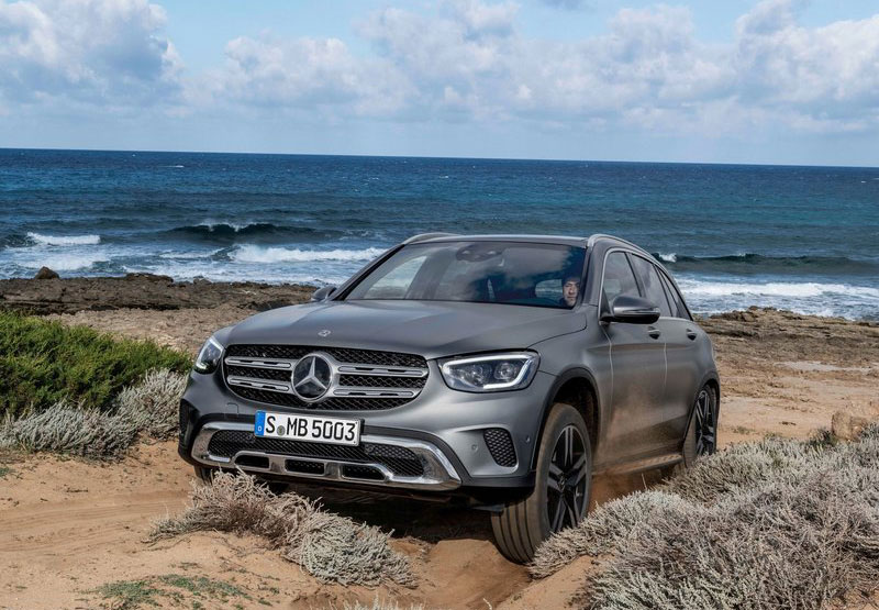 Mercedes-Benz-GLC-2020-800-04.jpg