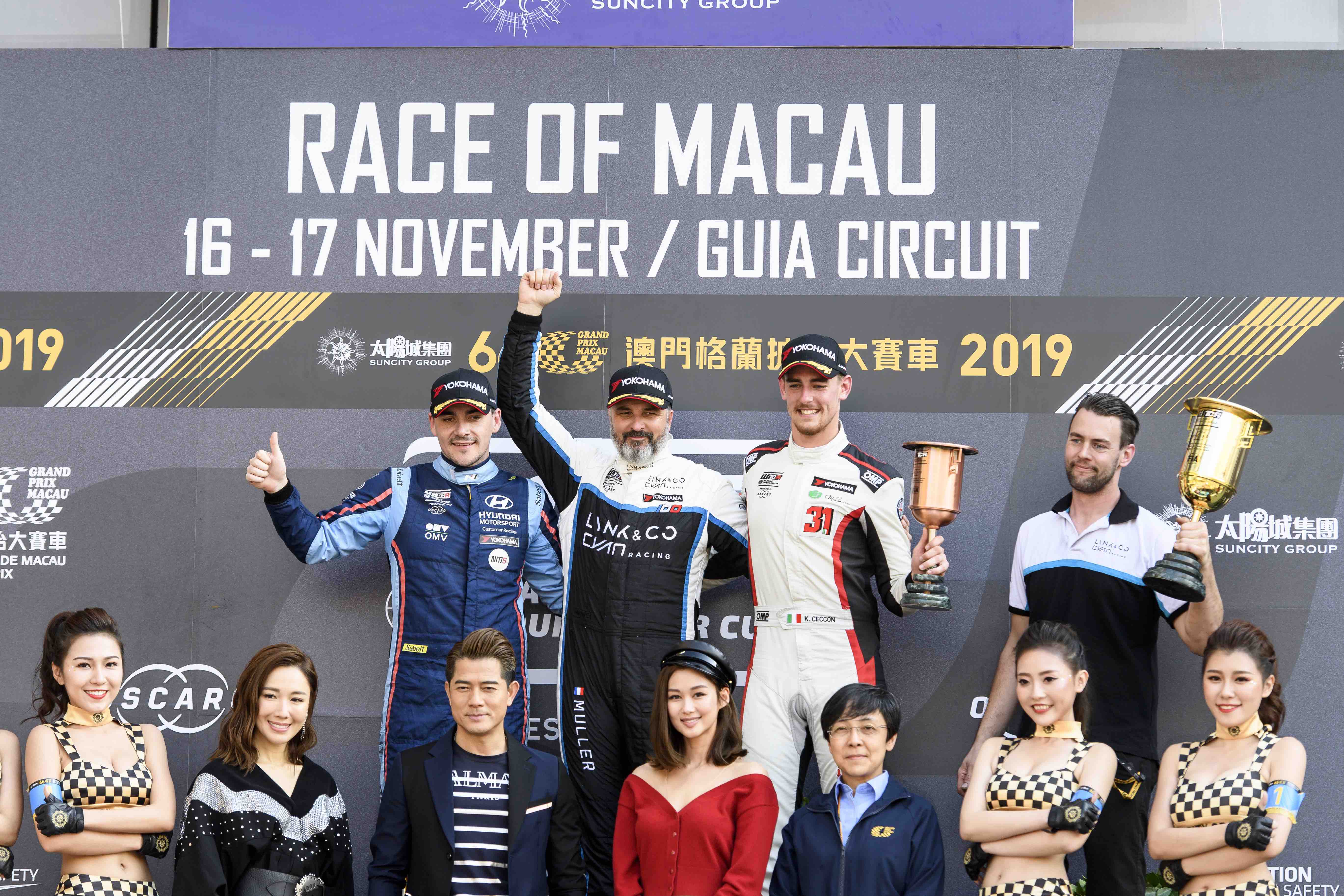 cr_19q4_wtcr_macau_race1_podium_003.jpg